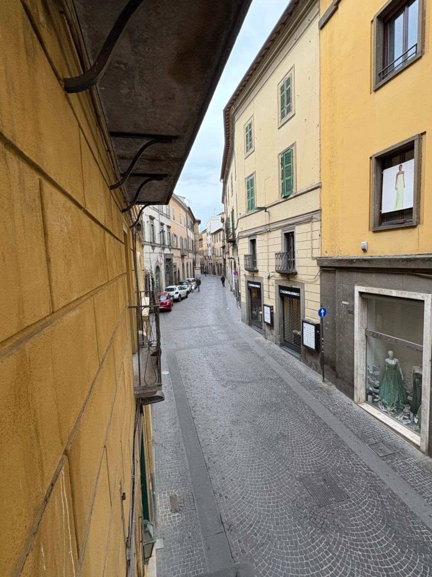 Corso Italia 111 Guest House ヴィテルボ エクステリア 写真